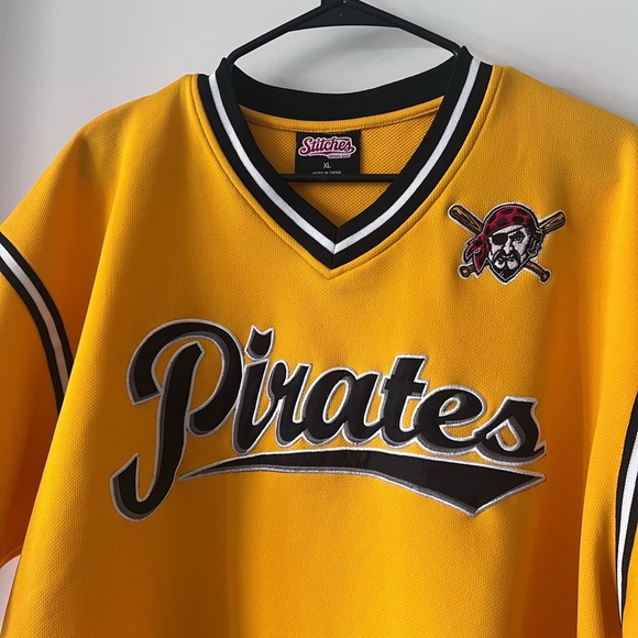 Pittsburgh Pirates Jersey - Picture 3 of 4